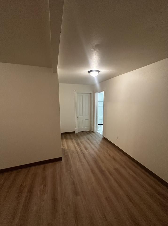 811 N Rodney St #3 - Photo 6 of 15