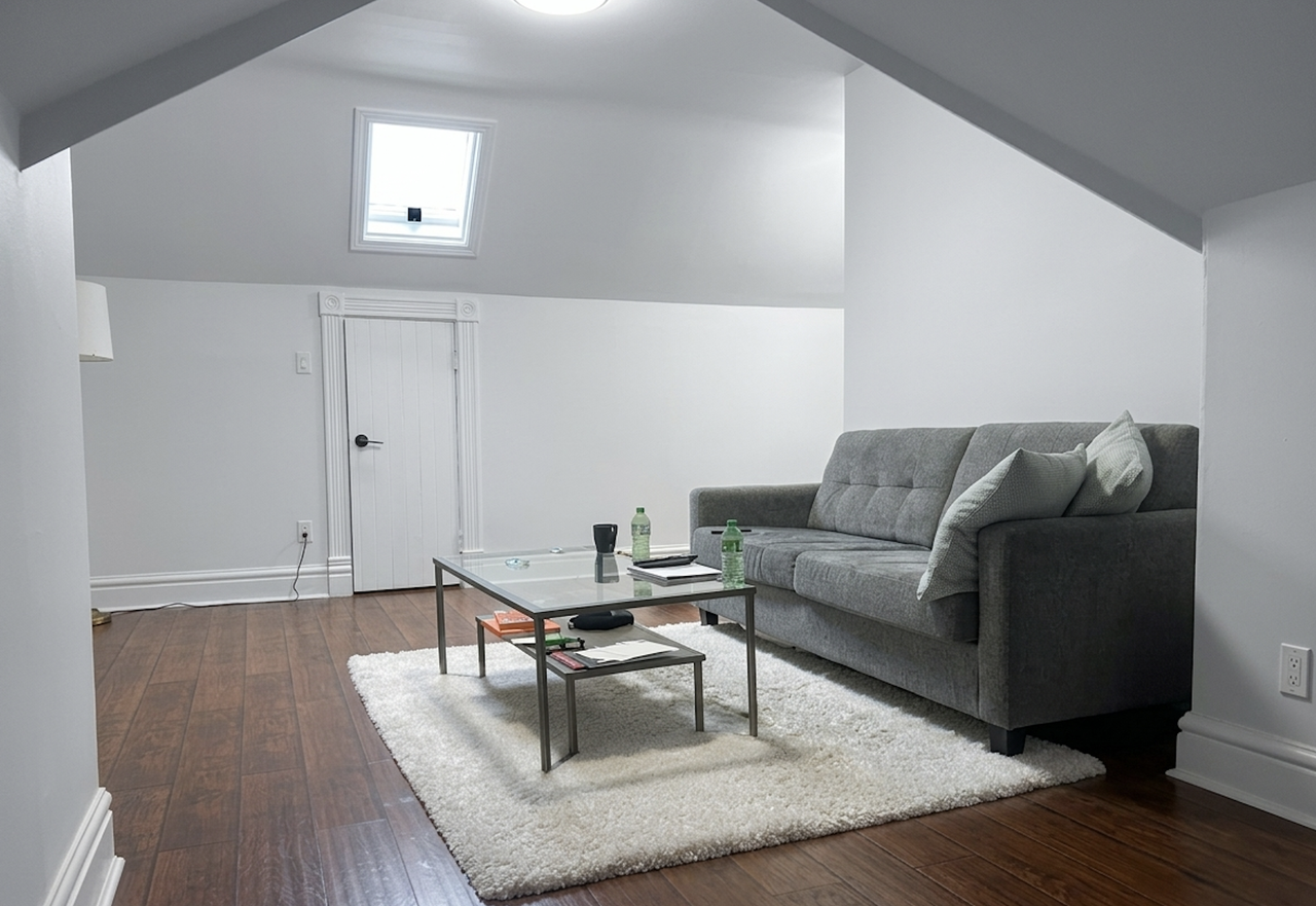 318 Hyman Street - Photo 4 of 12