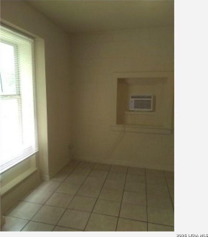 600 Monticello Ct Apt 2 - Photo 4 of 10