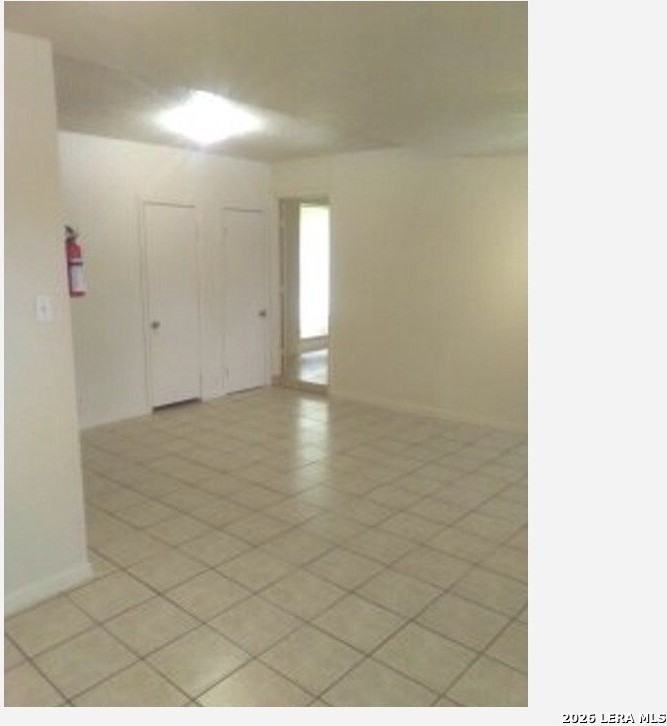 600 Monticello Ct Apt 2 - Photo 6 of 10