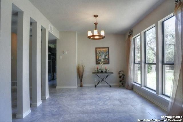 4411 Western Pine Woods - Photo 5 of 18