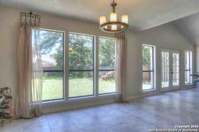 4411 Western Pine Woods - Photo 6 of 18