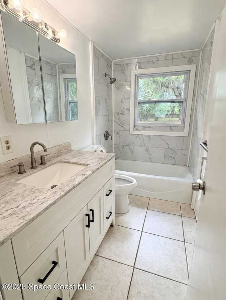 1410 Smith Dr - Photo 6 of 10