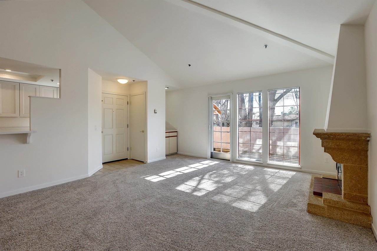 10252 Danube Dr #1 - Photo 3 of 44