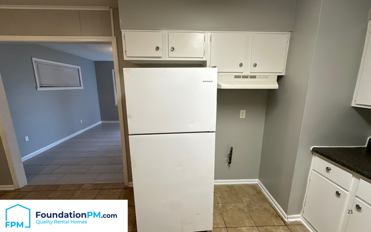 4208 Beacon Hills Dr #1 - Photo 4 of 15