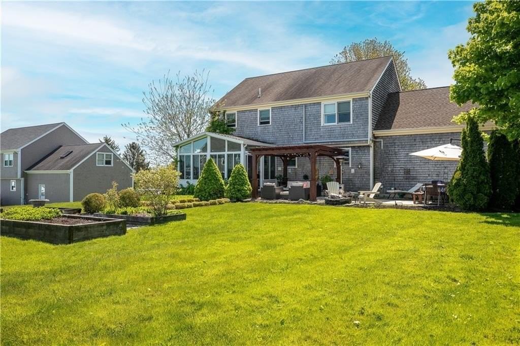 66 Mccorrie Ln - Photo 2 of 23