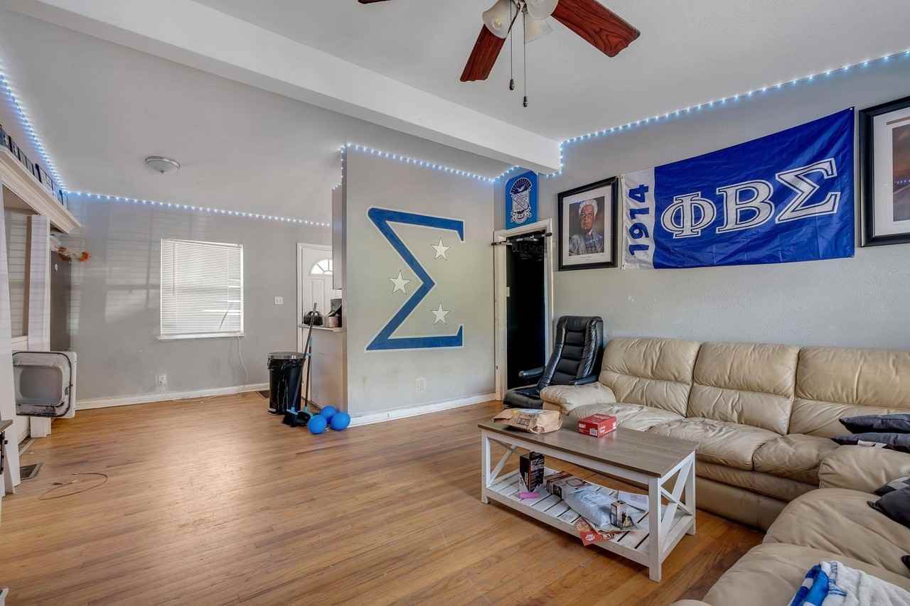 1674 Sharkey St - Photo 7 of 25