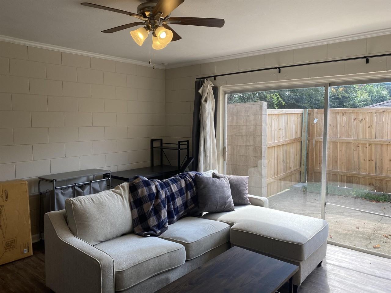 2241 W Pensacola St #56 - Photo 5 of 12