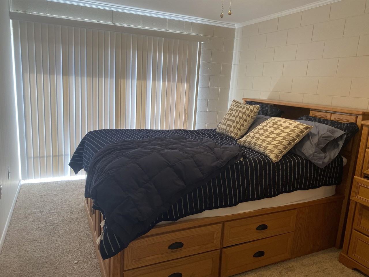 2241 W Pensacola St #56 - Photo 7 of 12