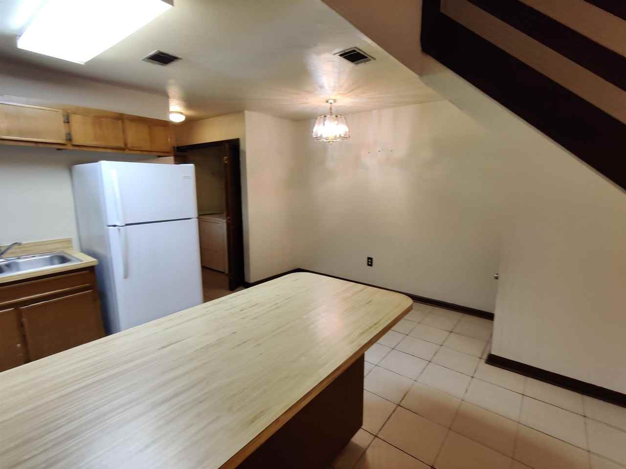 1105 Ocala Rd - Photo 5 of 15