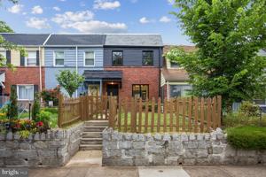 featured image of 323 34th St Ne