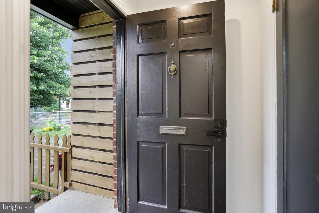 323 34th St Ne - Photo 3 of 28