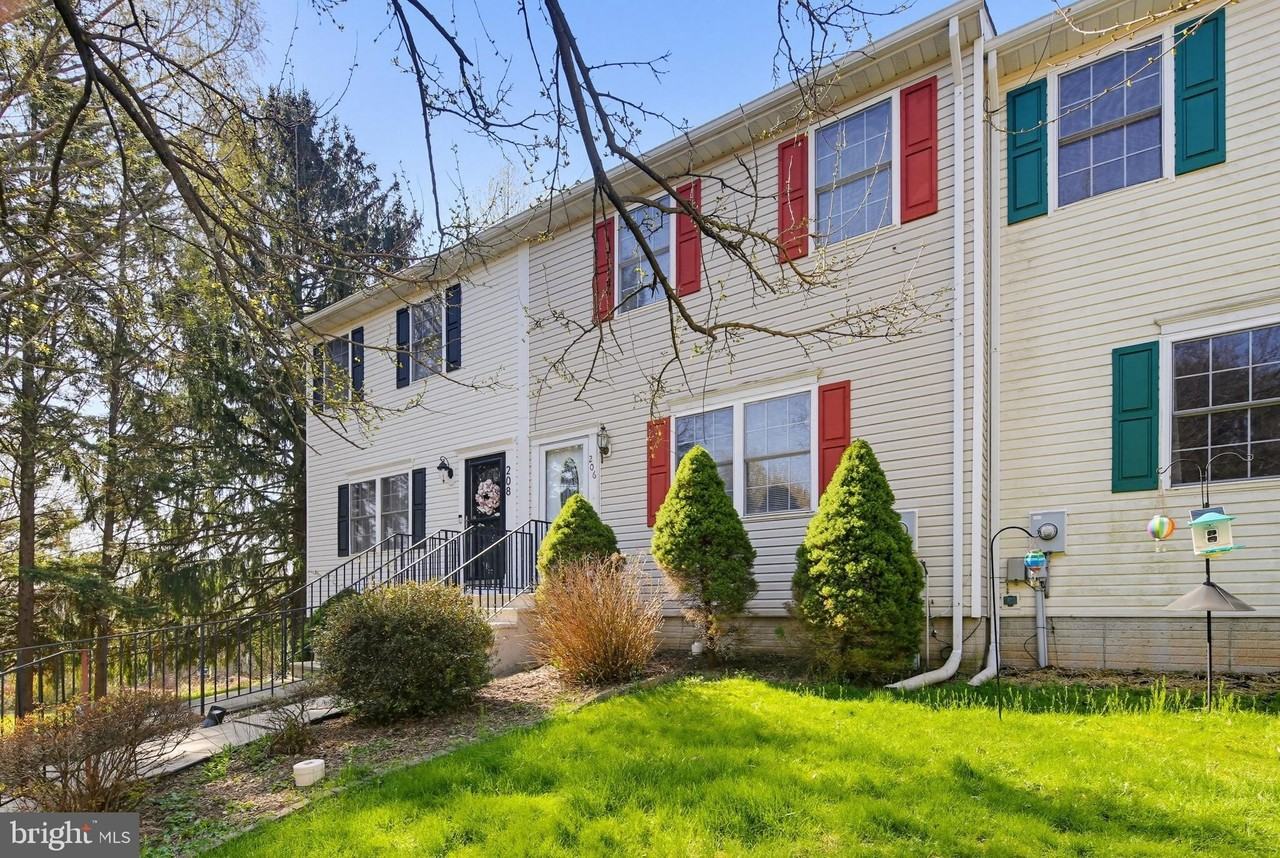 206 N Towne Ct - Photo 3 of 34