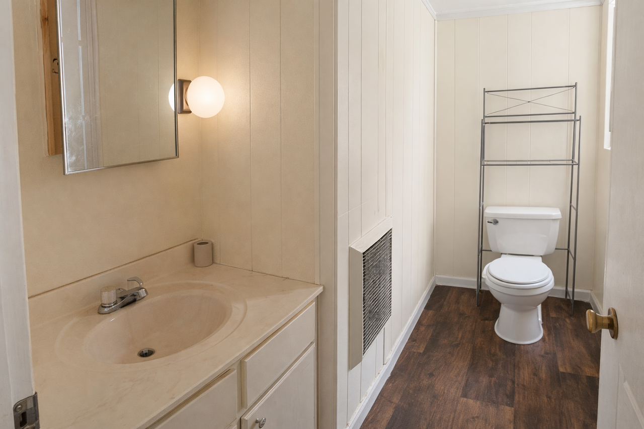 128 Hodges Ave #3 - Photo 6 of 8