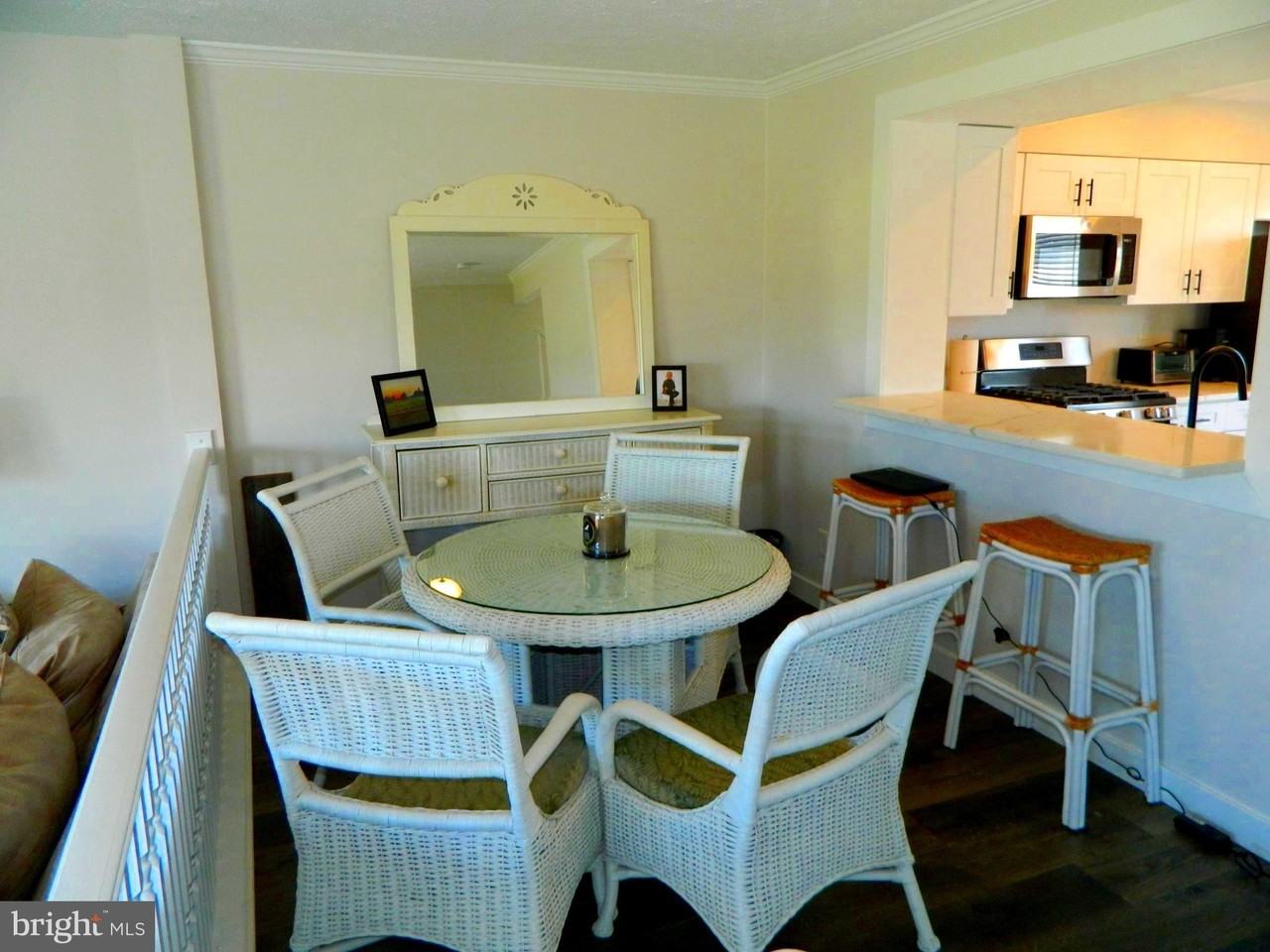 82 Pebble Ln - Photo 7 of 23