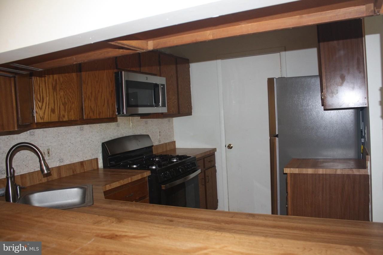 1308 Morris Ct - Photo 4 of 18