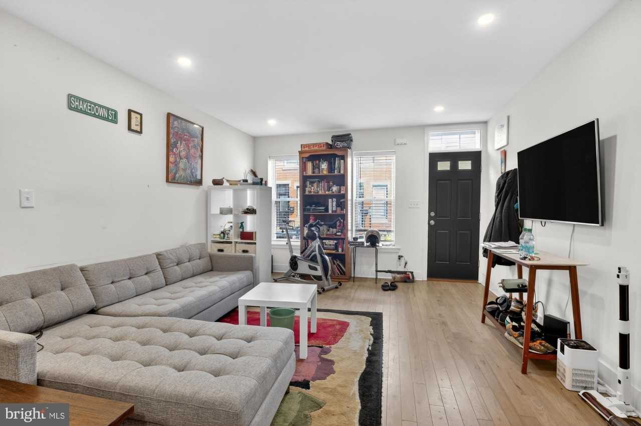 1742 S Dorrance St - Photo 2 of 19