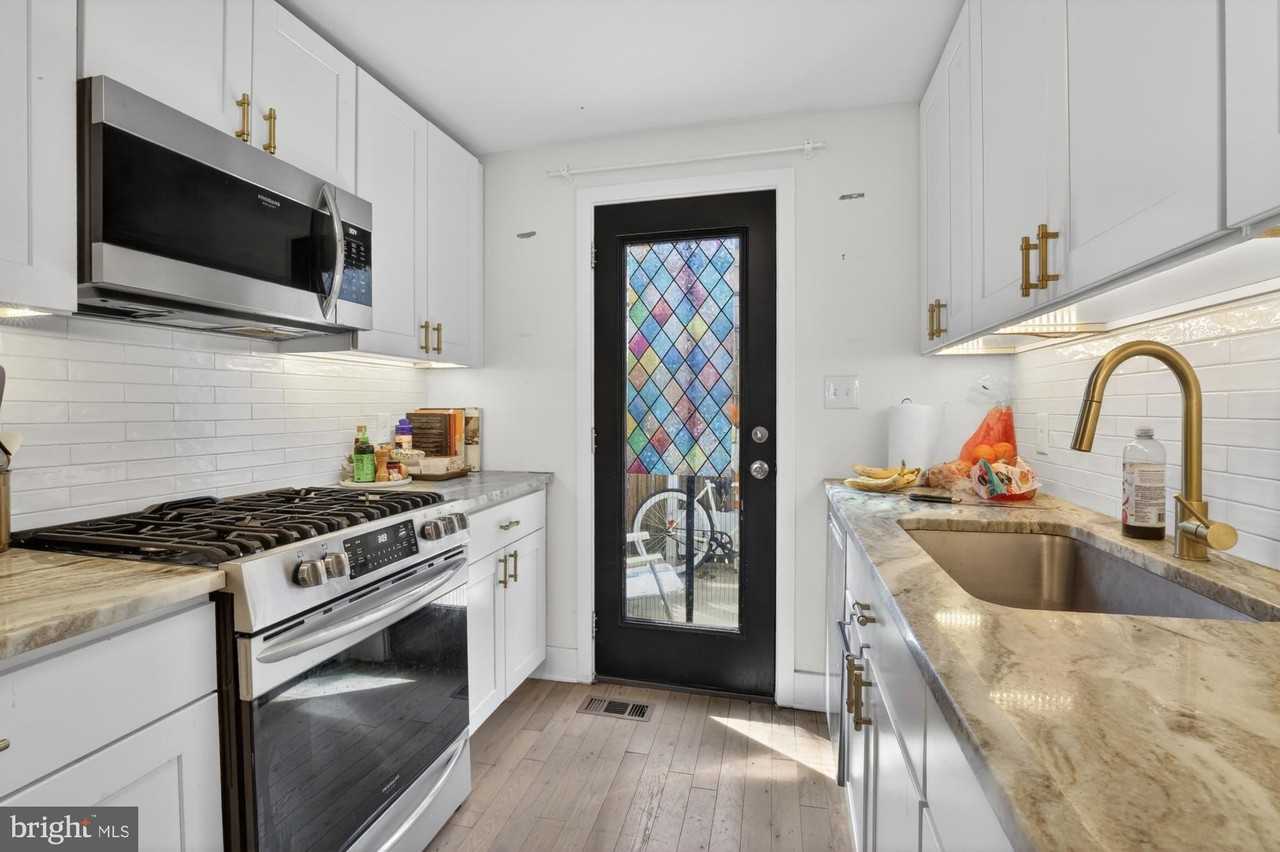 1742 S Dorrance St - Photo 6 of 19