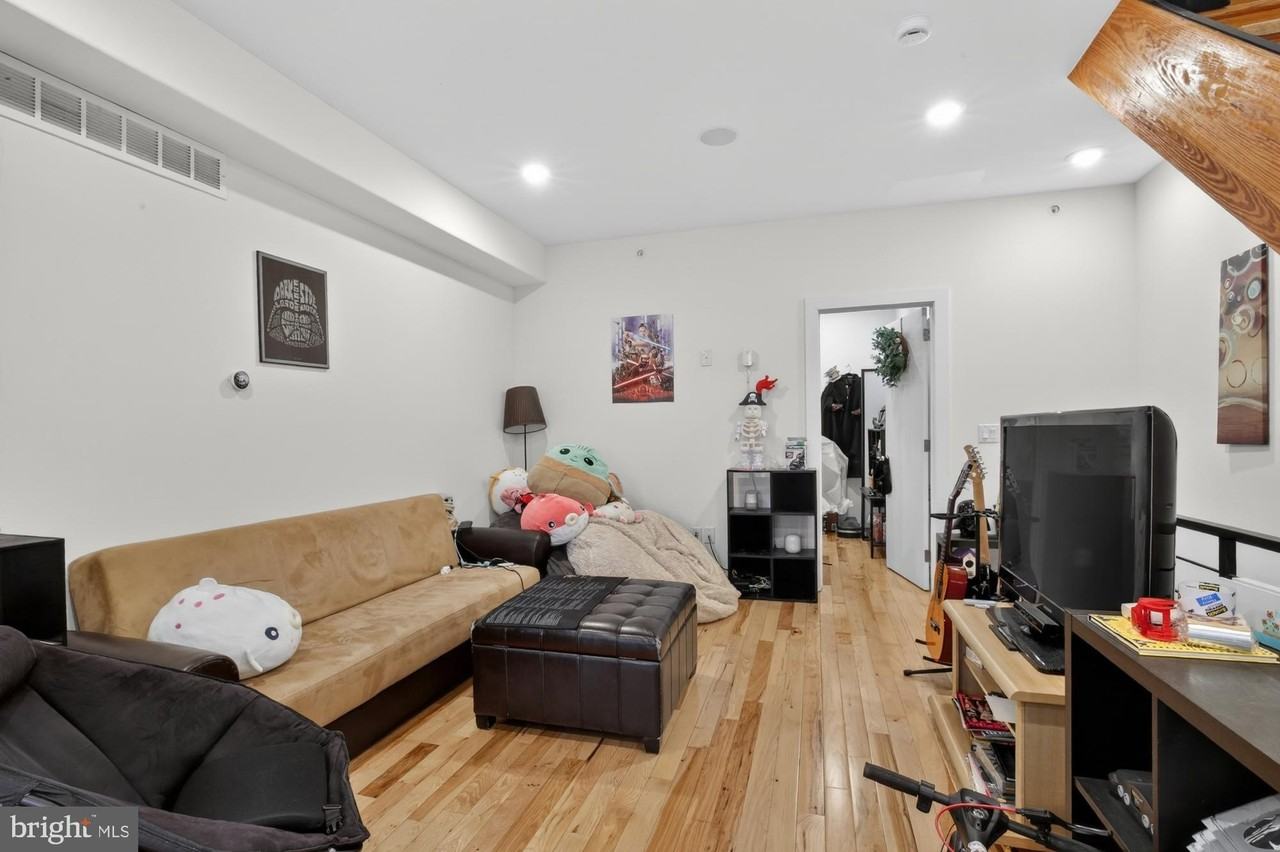 1445 S 32nd St Unit 2 - Photo 2 of 14