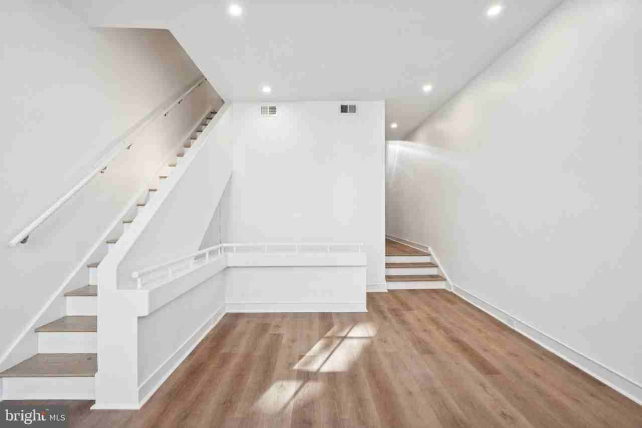 134 N 3rd St - Photo 6 of 37