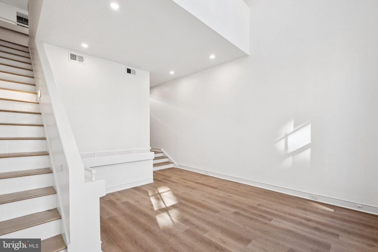 134 N 3rd St - Photo 7 of 37