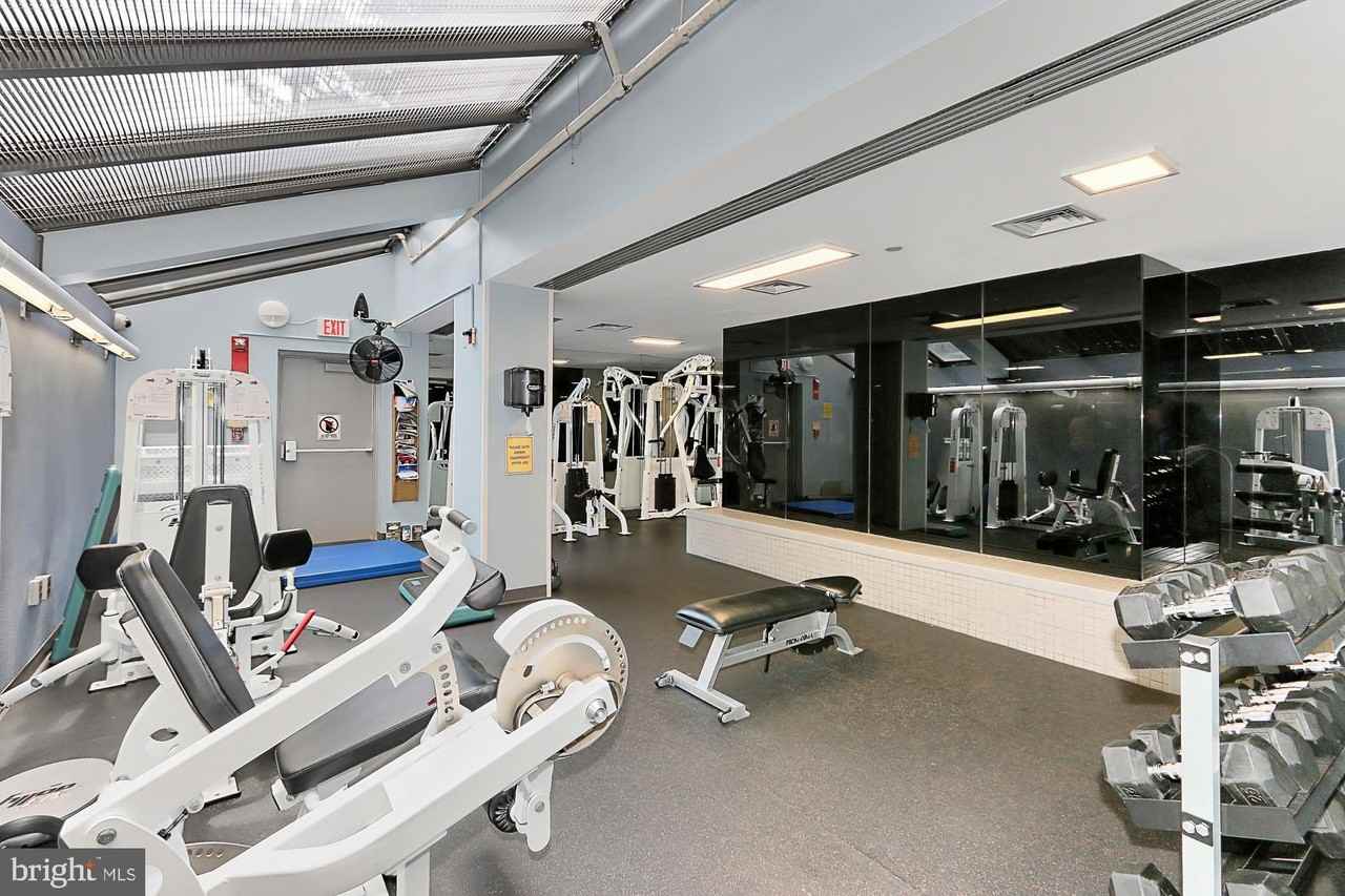 1530 Key Blvd #1223 - Photo 6 of 11