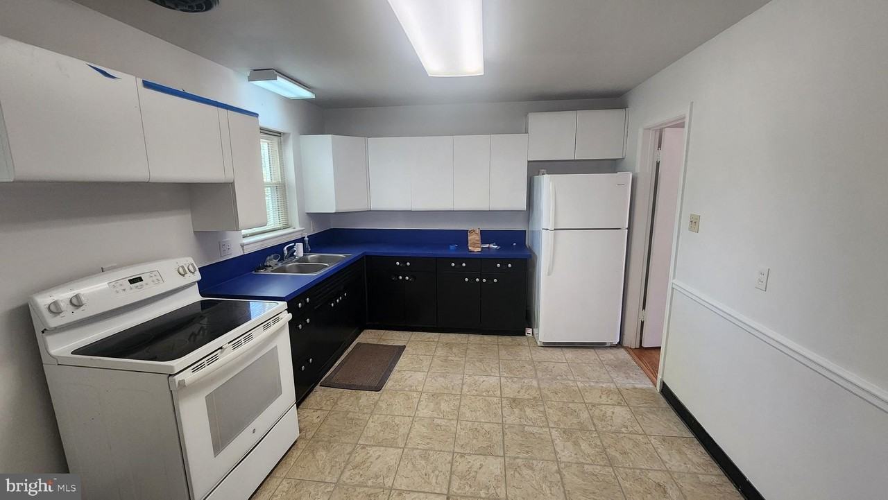 3165 21st St N - Photo 4 of 16