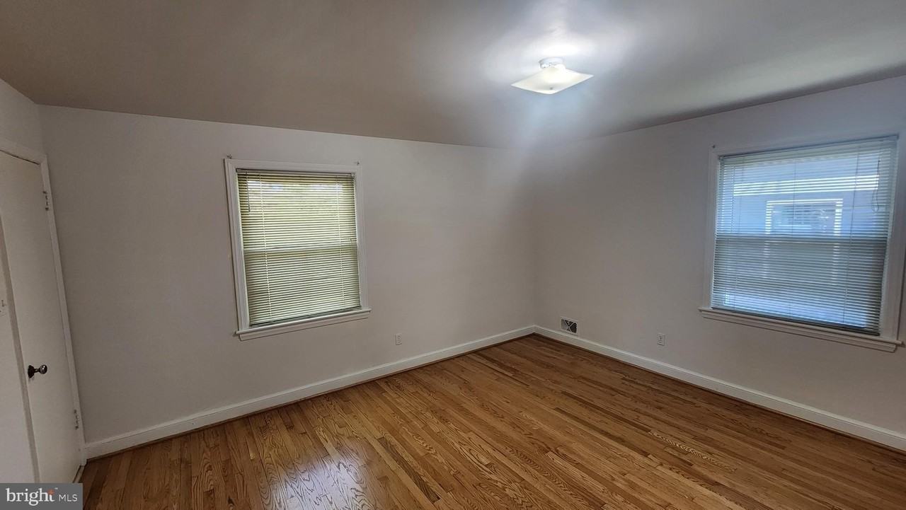 3165 21st St N - Photo 6 of 16