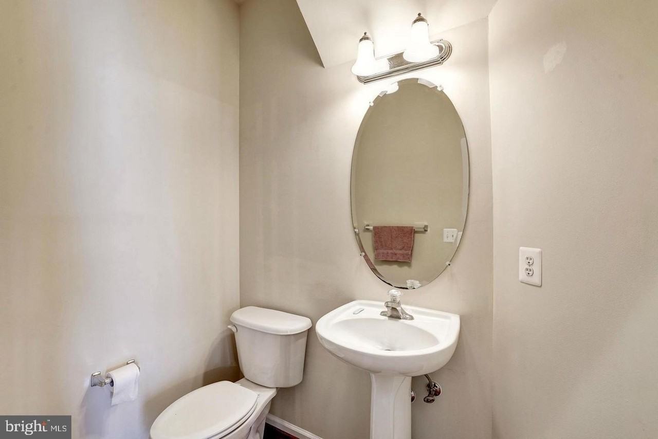 12176 Bridgend Run - Photo 7 of 27