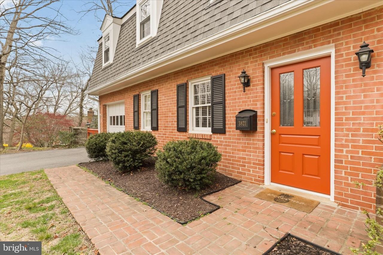 3821 King Arthur Rd - Photo 5 of 41