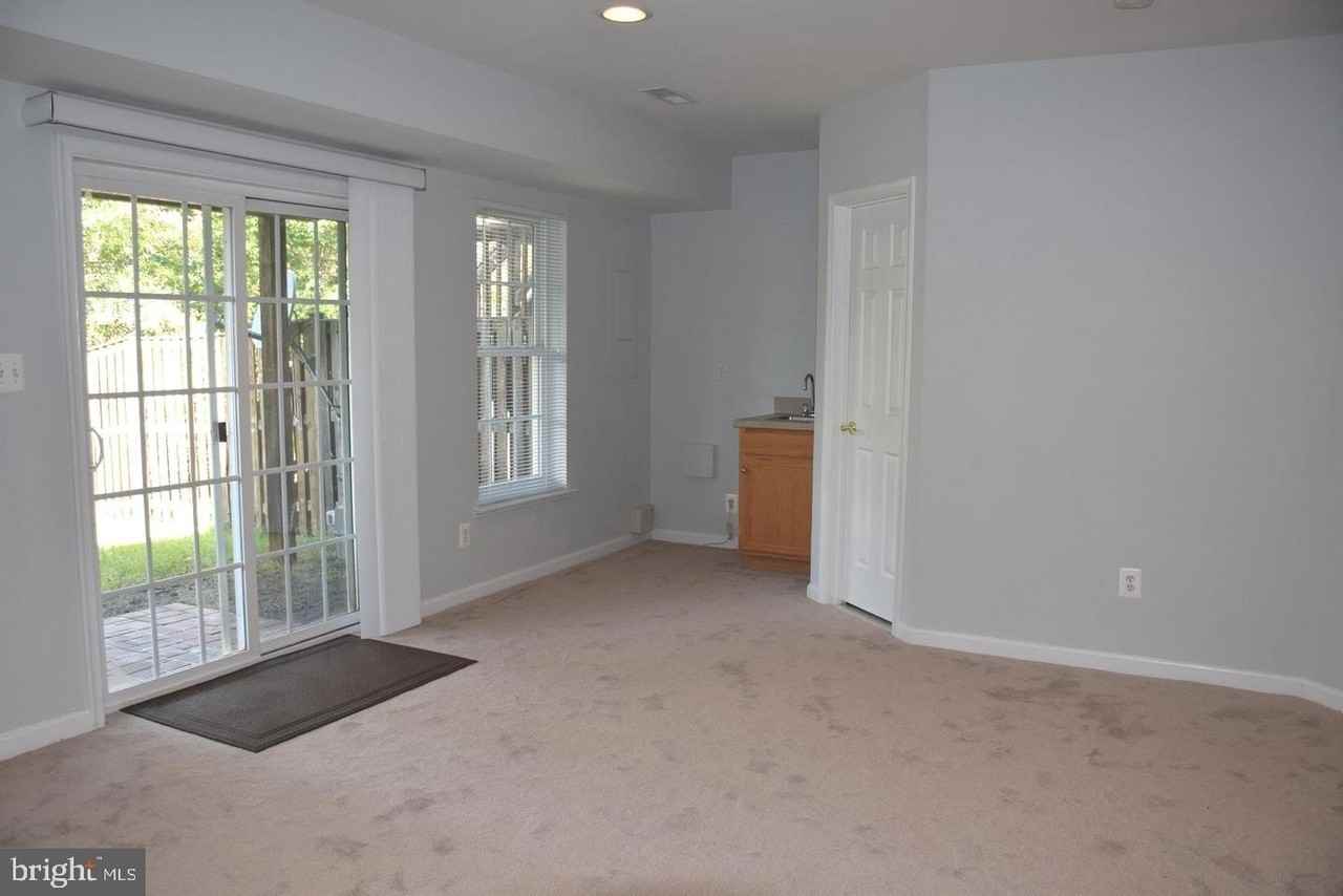 21828 Ladyslipper Sq - Photo 6 of 20