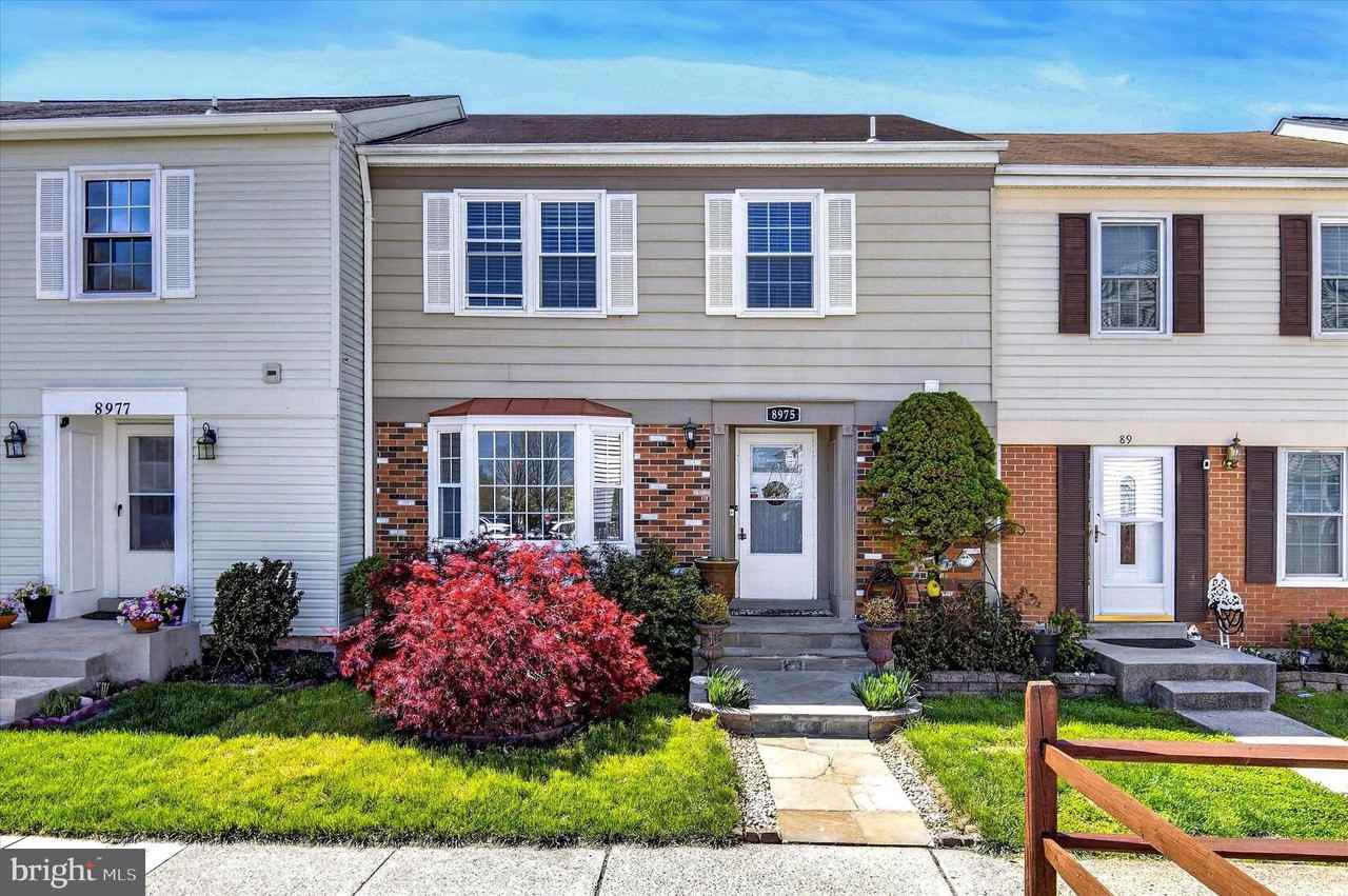 8975 Milroy Ct - Photo 2 of 26