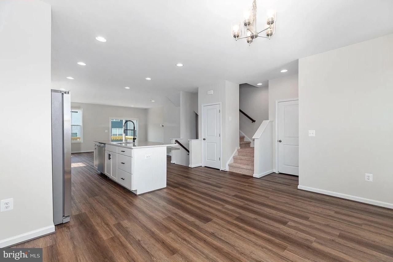 3814 Drayton Ct - Photo 5 of 10