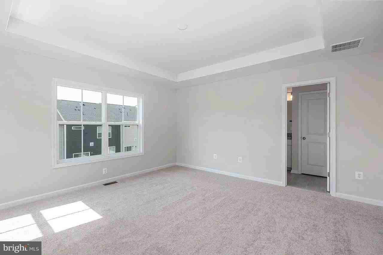 3814 Drayton Ct - Photo 6 of 10