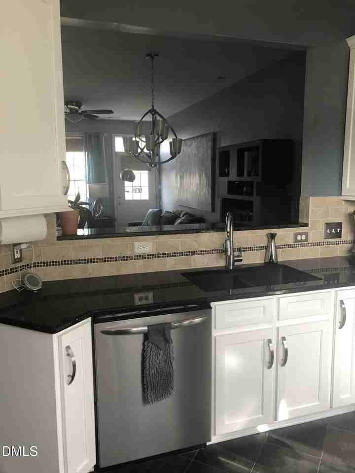 603 Knightsborough Way - Photo 5 of 16