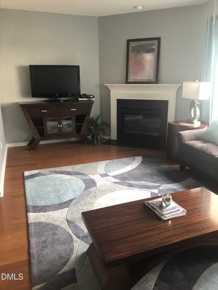 603 Knightsborough Way - Photo 6 of 16