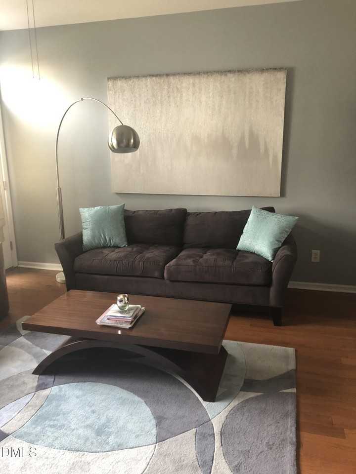 603 Knightsborough Way - Photo 7 of 16