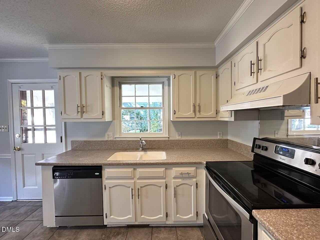 3717 Sue Ellen Dr - Photo 5 of 20