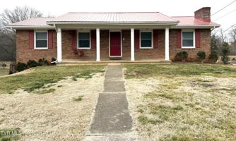 featured image of 290 Pond Springs Rd