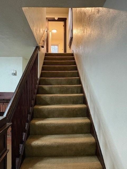 906 Kable Way - Photo 6 of 10