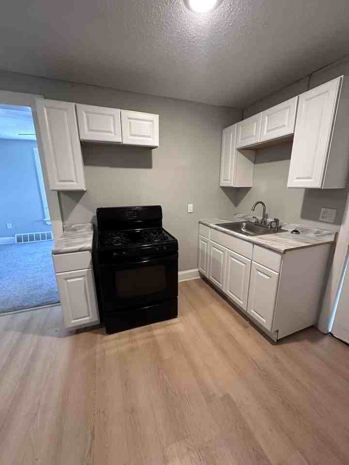 4520 Bush Ave #1 - Photo 2 of 17