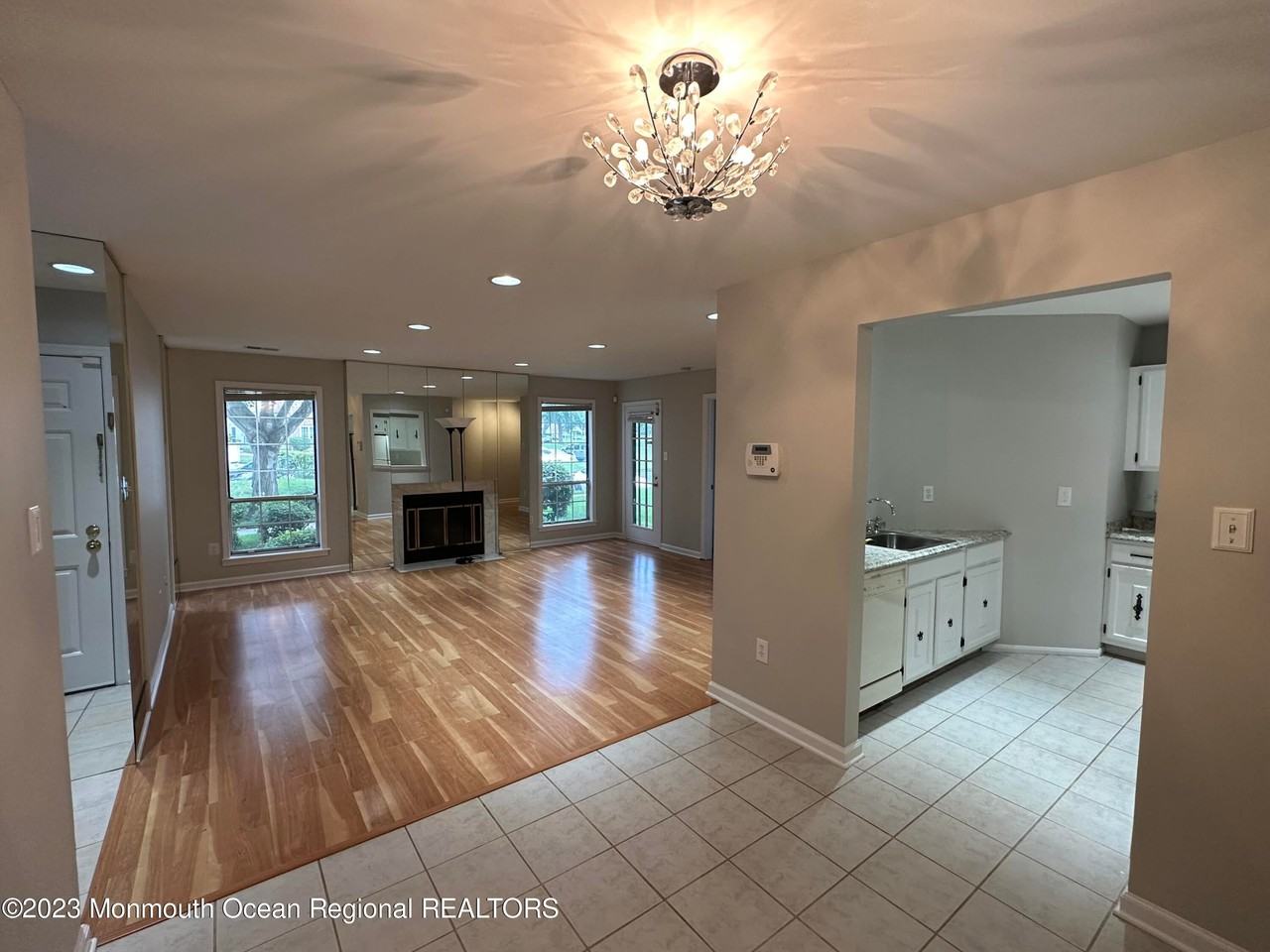 143 Tanglewood Pl - Photo 3 of 22