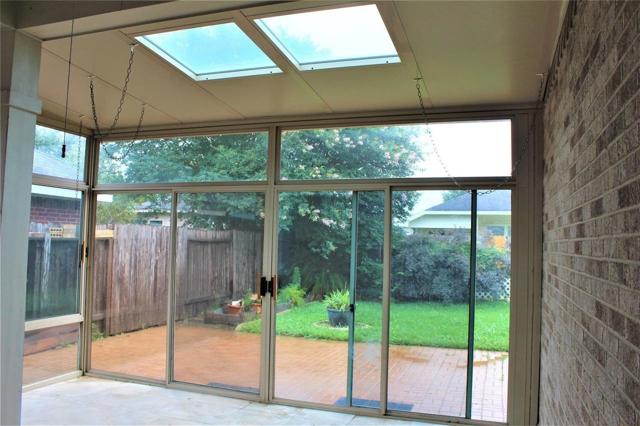 3010 Calvert Crossing Ct - Photo 3 of 34