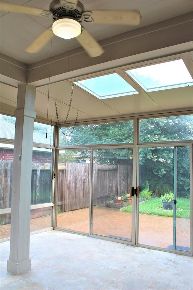 3010 Calvert Crossing Ct - Photo 4 of 34