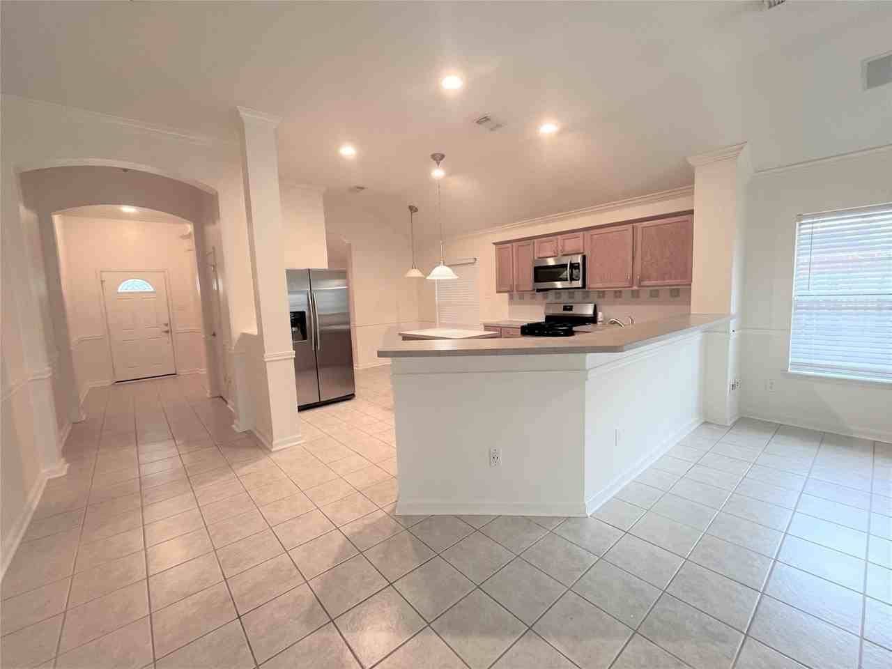 3010 Calvert Crossing Ct - Photo 6 of 34