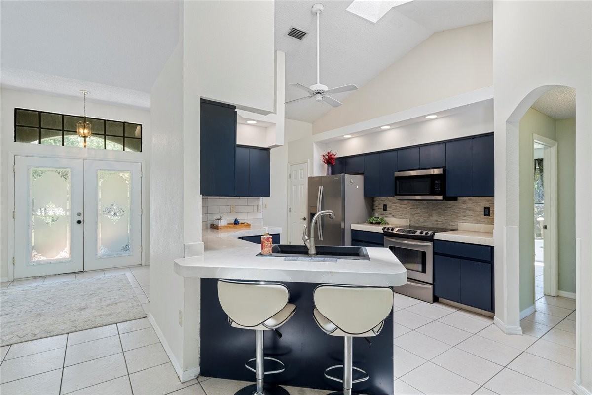 211 Forest Wood Ct - Photo 6 of 30