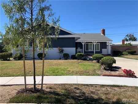 22815 Elm Ave - Photo 2 of 16