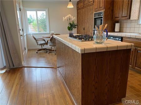 22815 Elm Ave - Photo 4 of 16