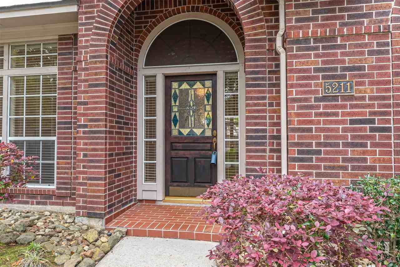 5211 High Glen Ct - Photo 3 of 28