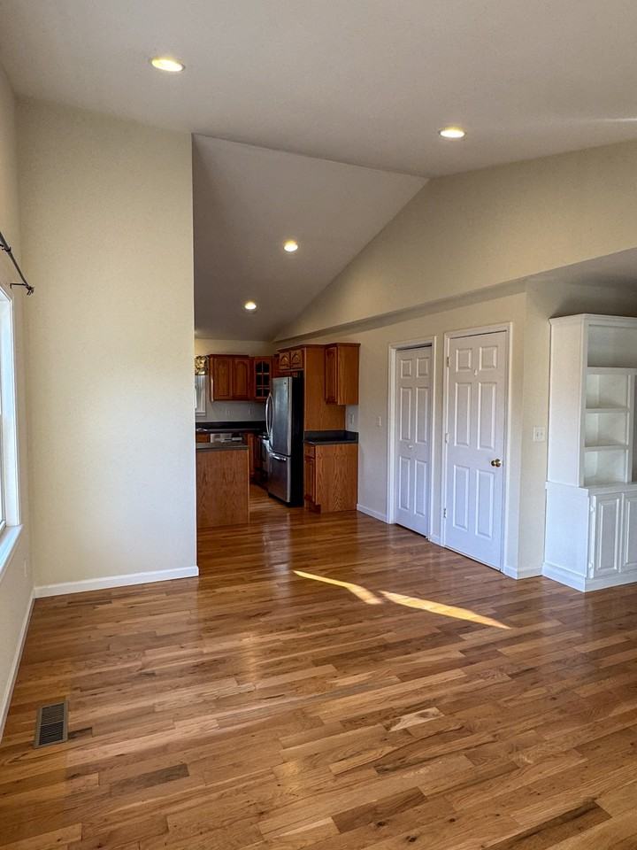 74 Lockes Way #1 - Photo 7 of 43